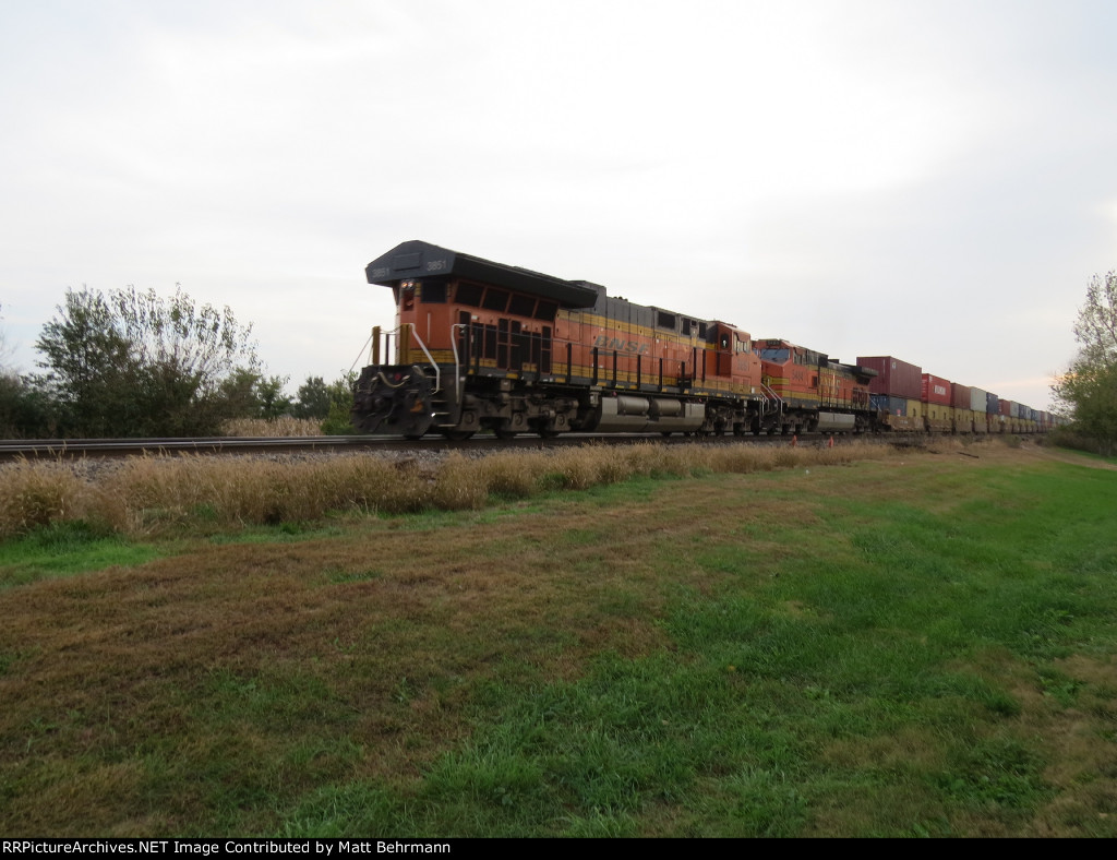 BNSF 3851